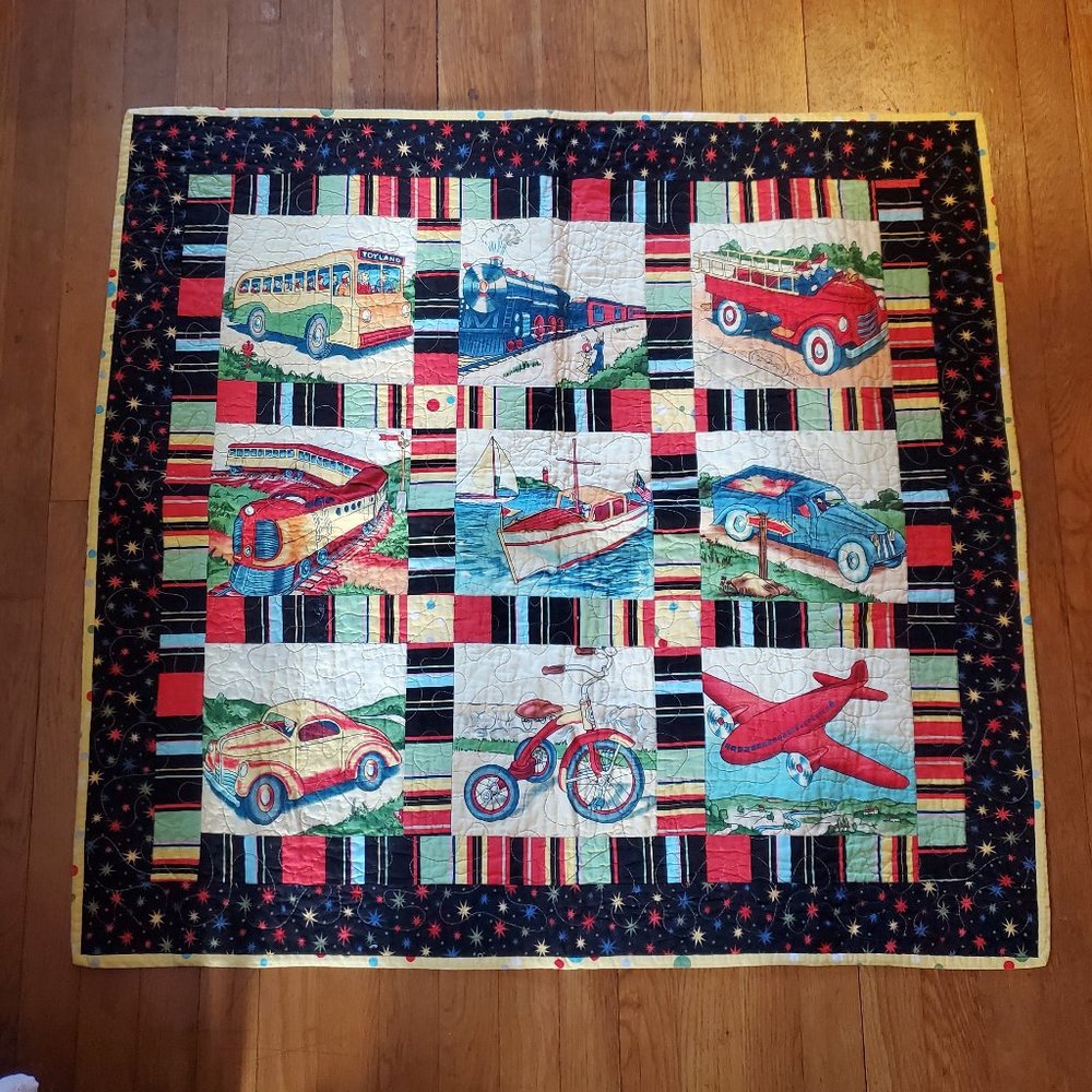 Handmade Baby Quilt/Wall Hanging - EUC